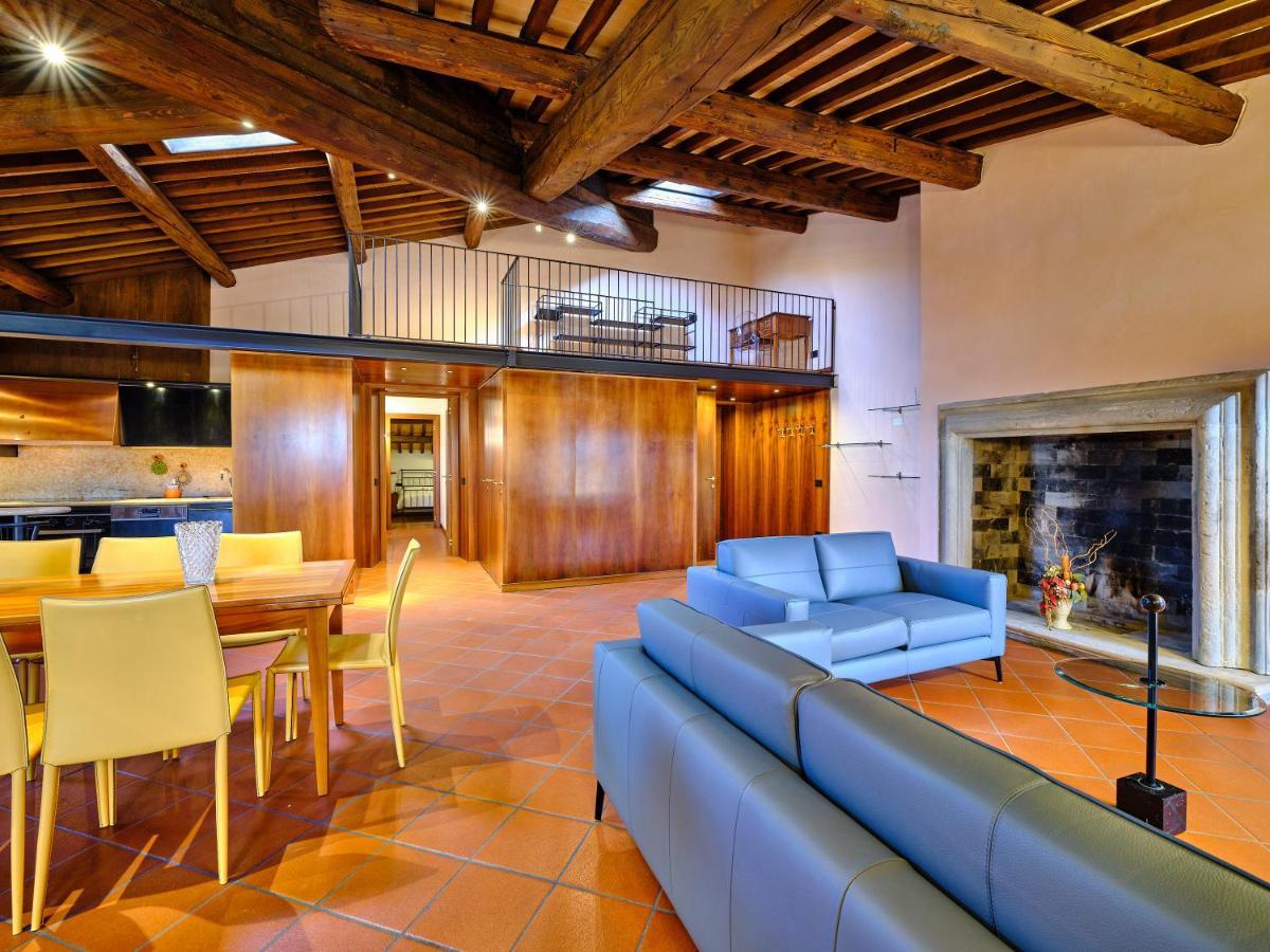 Apartmentsarena - Residenza Degli Scaligeri - Piazza Erbe 维罗纳 外观 照片